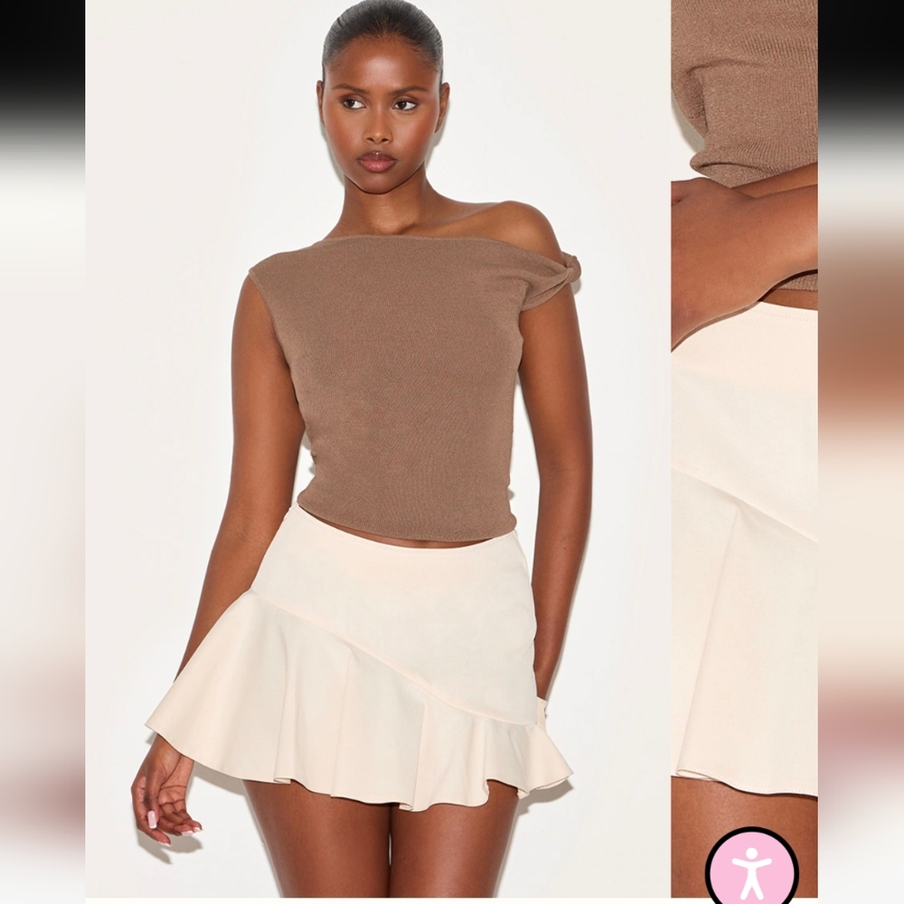NWT PrettyLittleThing Almond Tailored Woven Scalloped Edge Mini Skirt - Picture 4 of 7